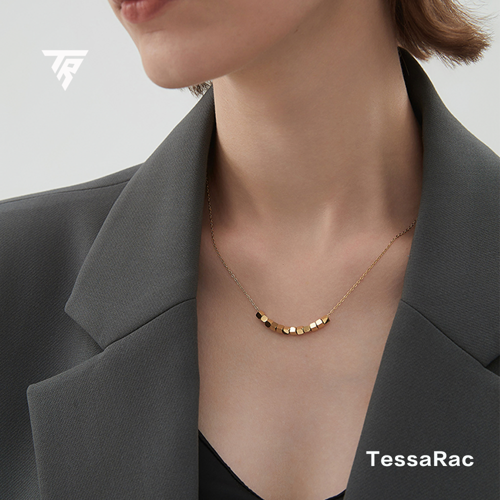 TESSARAC Small square fashion necklace TR011