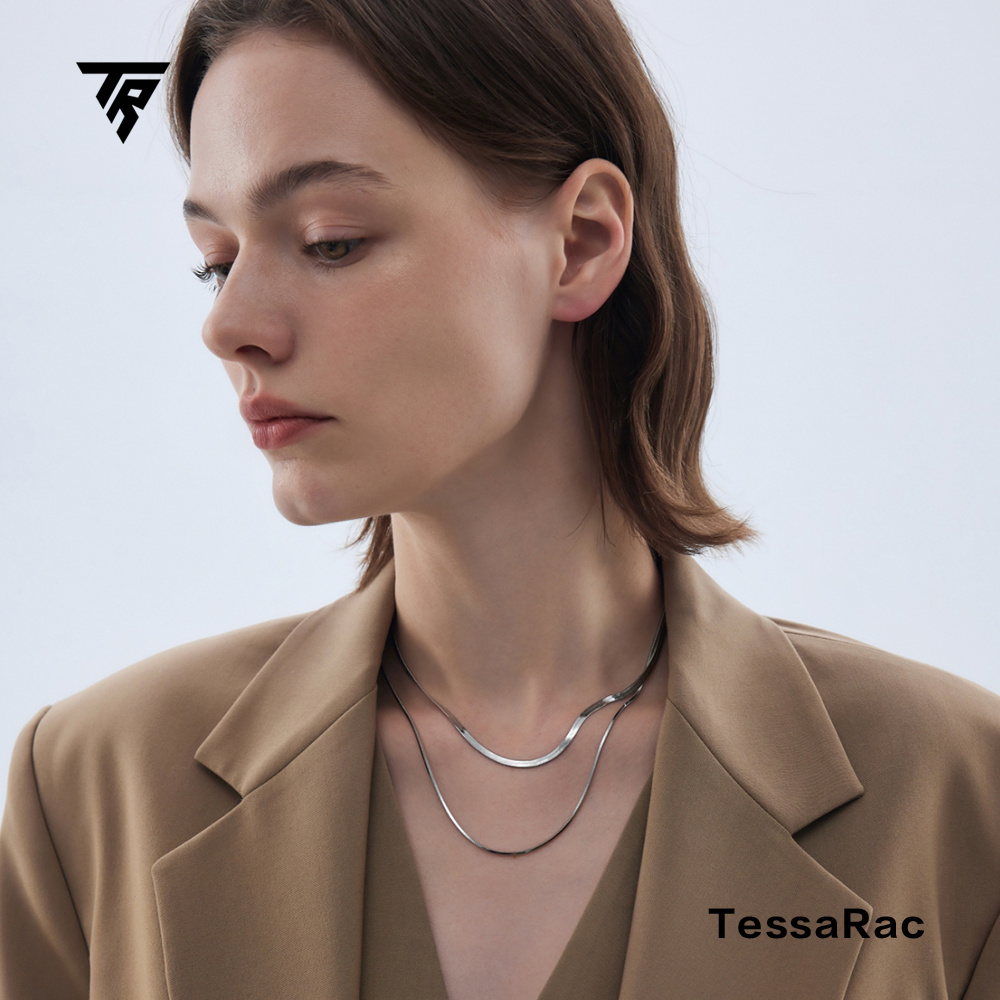TESSARAC Double layered metal clavicle necklace TR013