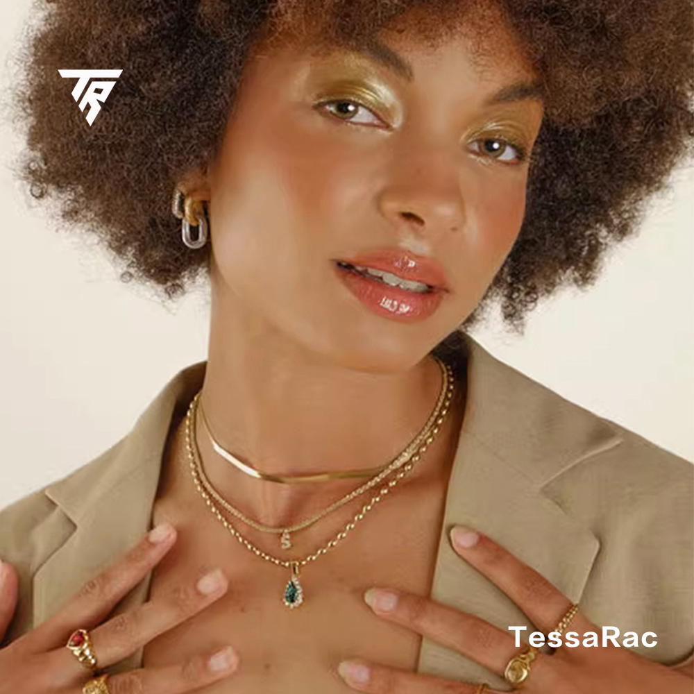 TESSARAC Drop shaped gemstone pendant TR016