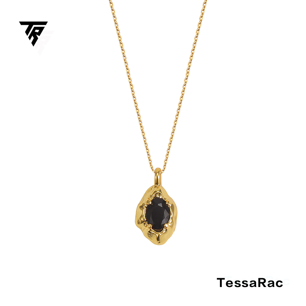 TESSARAC Black Onyx 18k Gold Vintage Necklace TR017