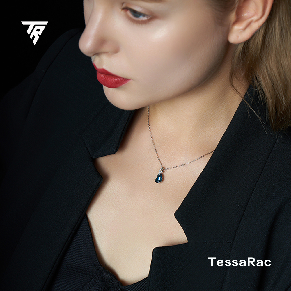 TESSARAC Austrian Crystal Collarbone Necklace Luxury TR002